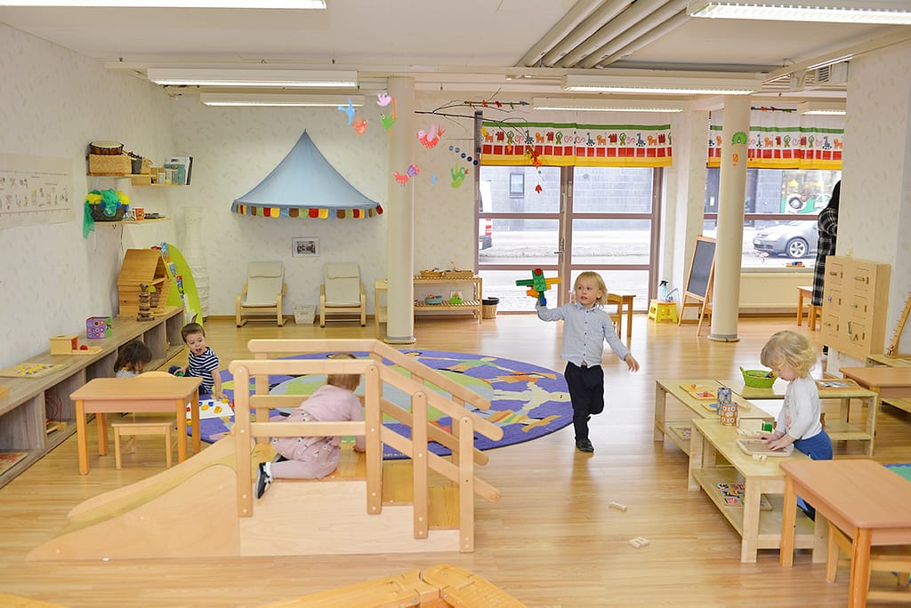 Ruoholahdessa sijaitseva Montessori Community on englanninkielinen päiväkoti.