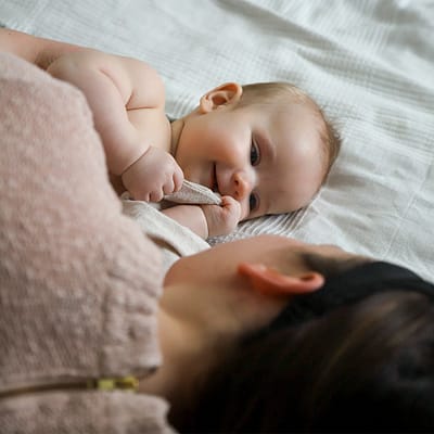 Vauvahoiva – Vauvan hoito & vyöhyketerapeuttinen vauvahieronta 3 h